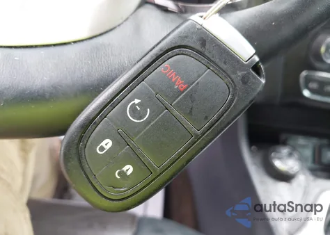 2017 Jeep Cherokee Limited 4X4 from USA, damaged, VIN 1C4PJMDB8HW593968